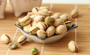 五大坚果可助你保长寿缓衰老