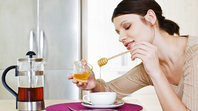 酒后喝蜂蜜 有效缓解脑袋痛