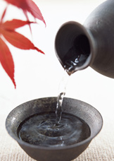 喝勾兑白酒是否有害健康